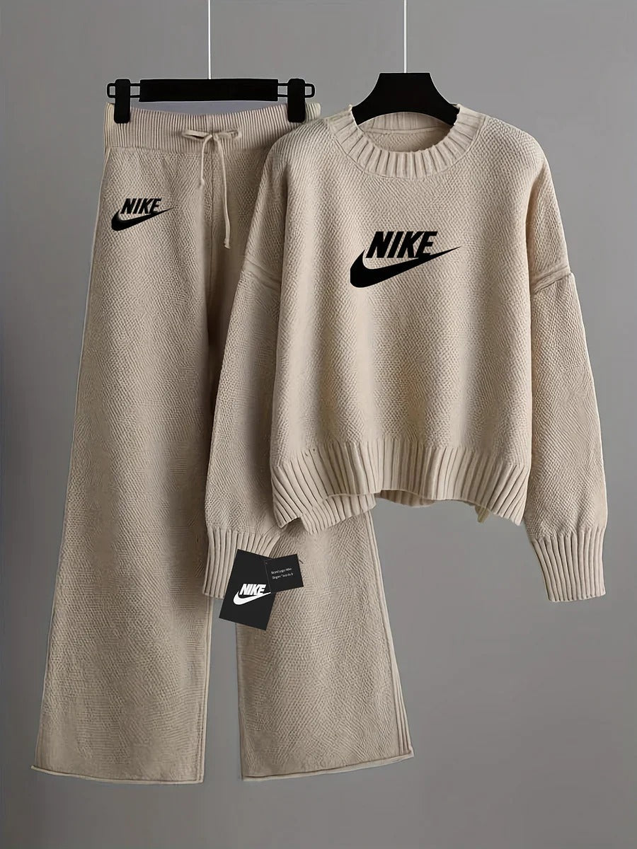 NIKE™️TWO PIECE CO-ORD SET